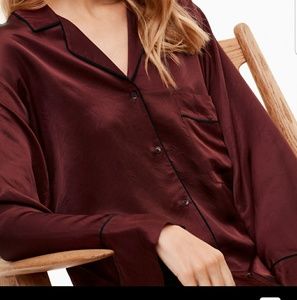 Aritzia Wilfred silky PJ blouse